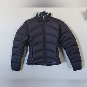Patagonia Women's Black Puffer Coat Size XS Damaged